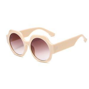 2/$35🖤 NWT Trendy Big Oversized Chunky Thick Frame Cream Hexagon Sunglas…
